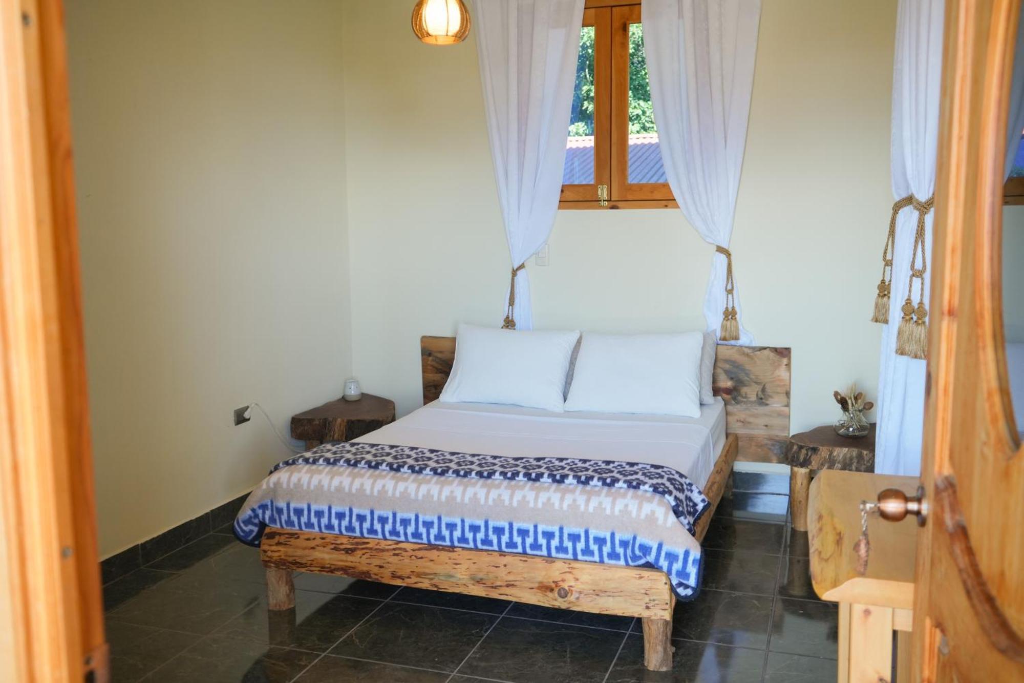 Casa Madera Hostel San Marcos La Laguna Luaran gambar