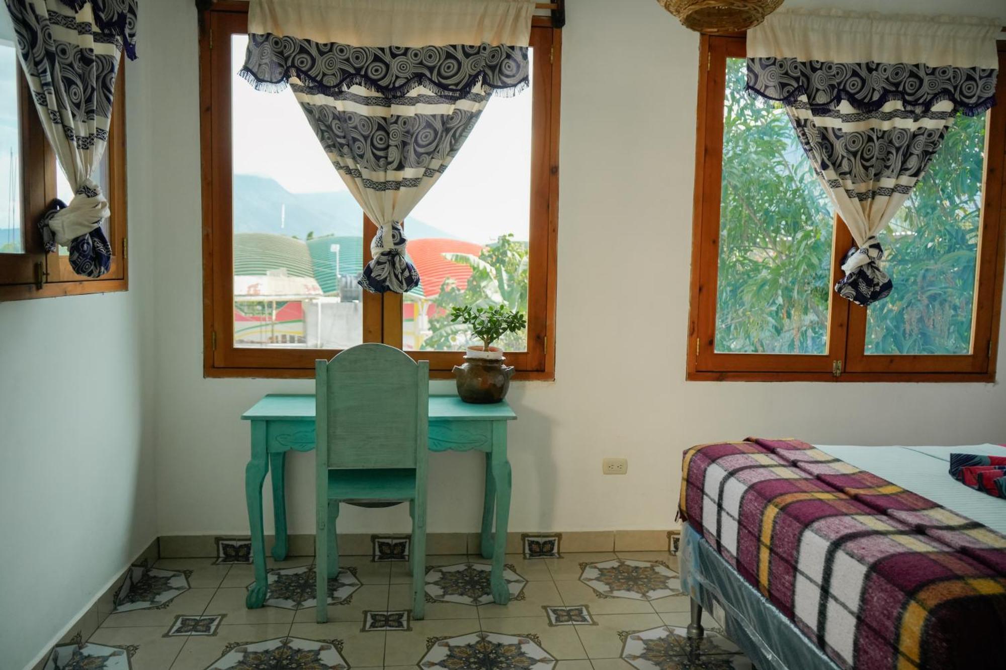 Casa Madera Hostel San Marcos La Laguna Luaran gambar